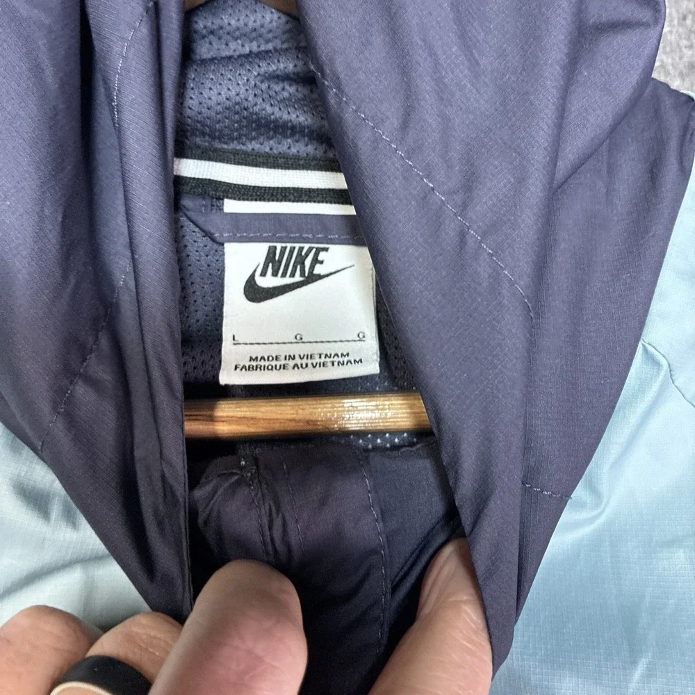 Nike some light
